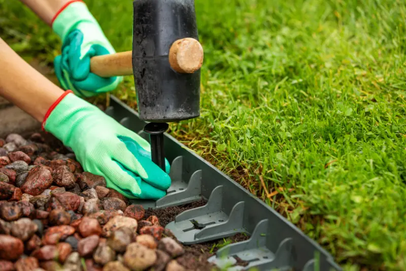 Understanding Edging Types for Residential Landscapes in Sanford, MI Understanding Edging Types for Residential Landscapes in Sanford, MI